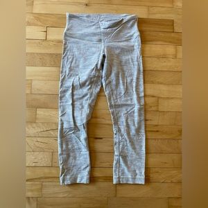 Lululemon Wonder Under Low Rise Crop